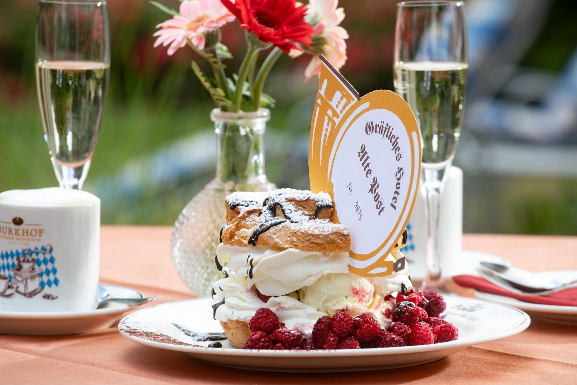 Graefliches Hotel Alte Post บัดเบียร์นบาค ภายนอก รูปภาพ