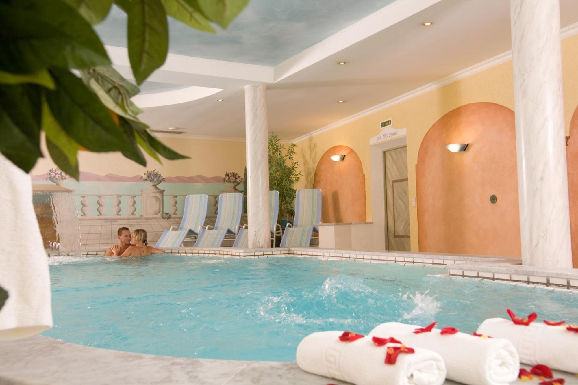Graefliches Hotel Alte Post บัดเบียร์นบาค ภายนอก รูปภาพ