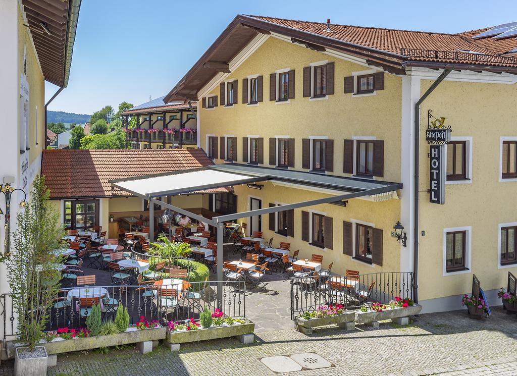Graefliches Hotel Alte Post บัดเบียร์นบาค ภายนอก รูปภาพ