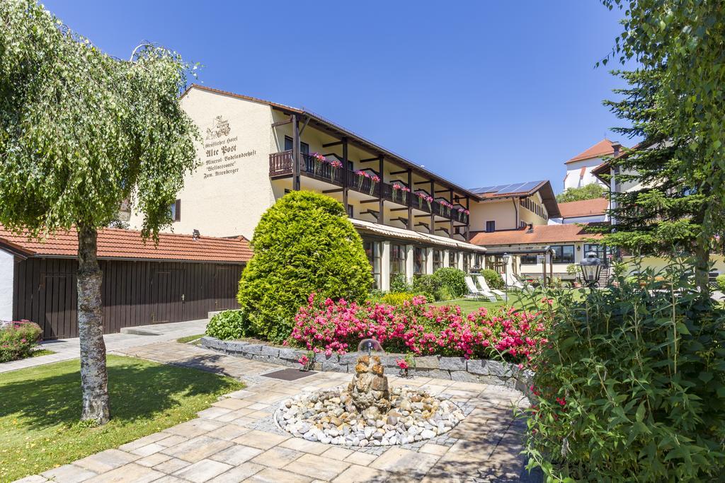 Graefliches Hotel Alte Post บัดเบียร์นบาค ภายนอก รูปภาพ