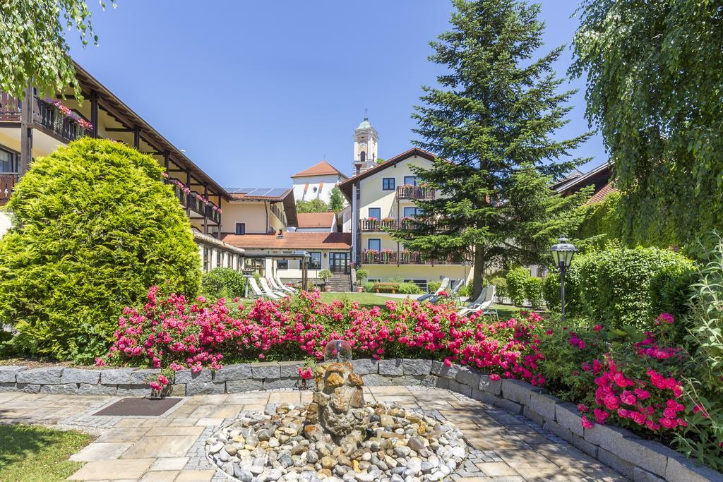 Graefliches Hotel Alte Post บัดเบียร์นบาค ภายนอก รูปภาพ